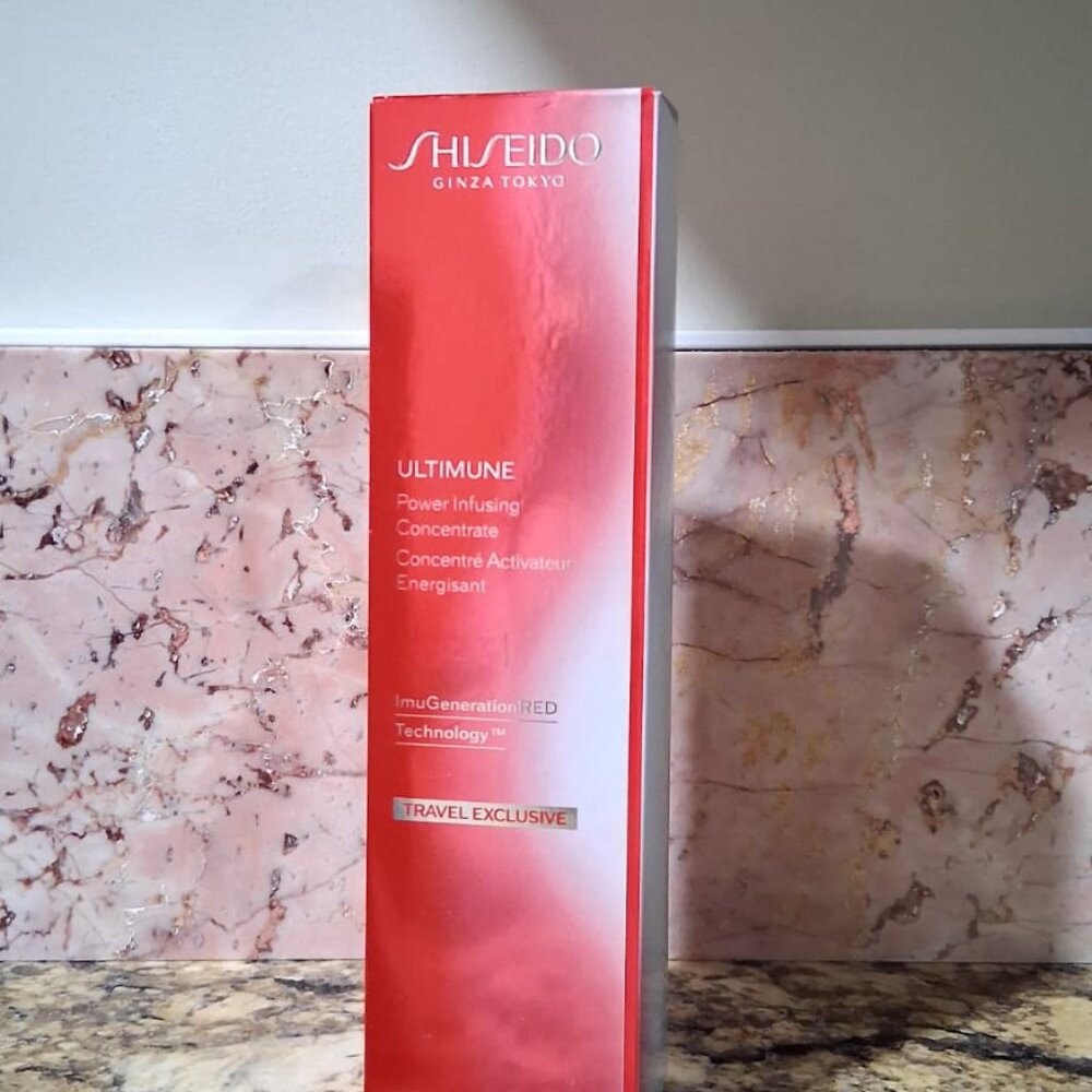 Shiseido Ultimune Power Infusing Concentrate - Vibrant Red